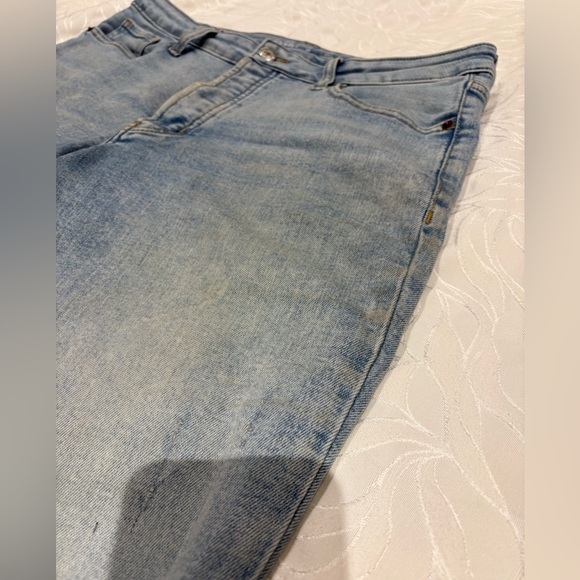 Old Navy | OG High Rise Straight - Picture 4 of 8